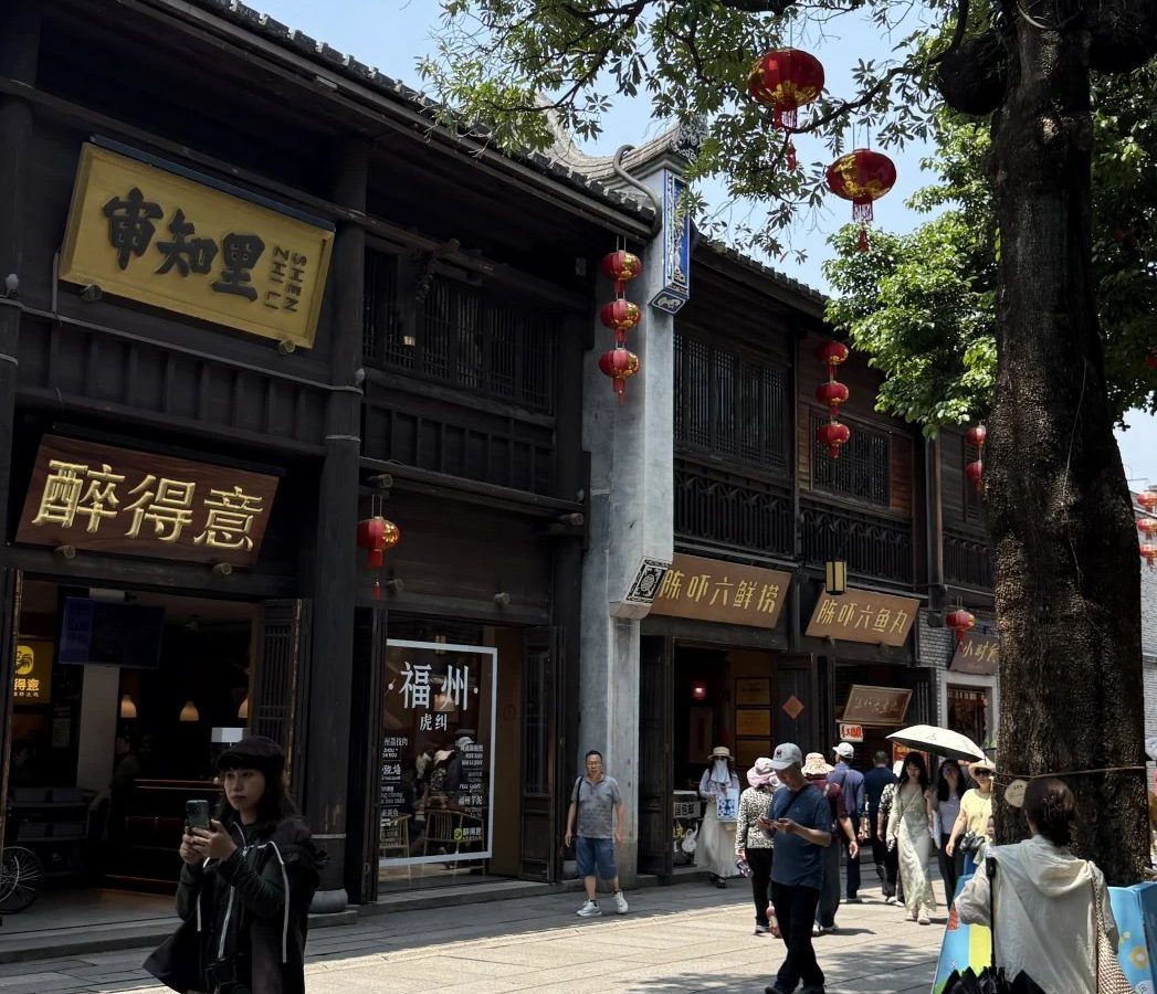 怎么在论坛找同城活动 · 国际生活场景